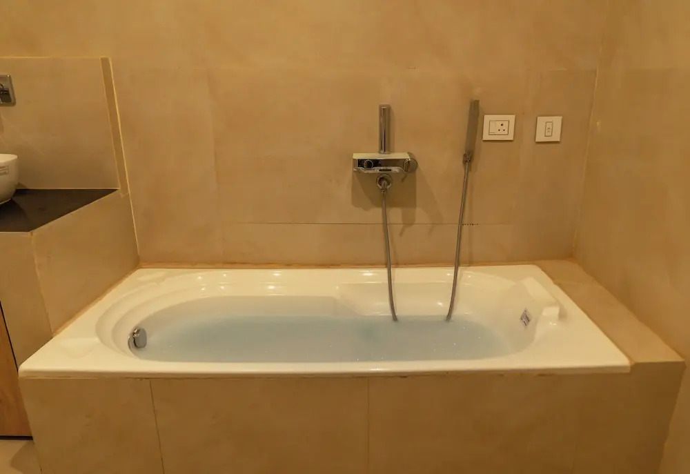 The Lavish Stay