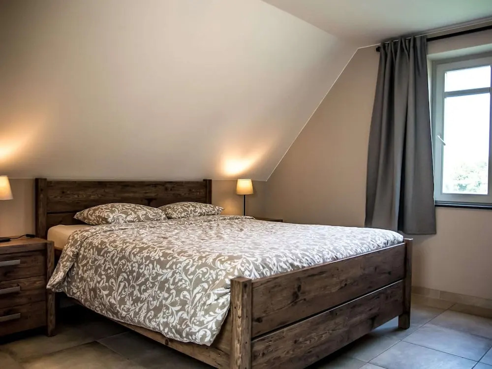 Peaceful Peer Holiday Home