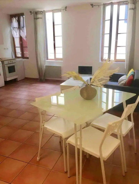 Apartment with One Bedroom in la Ciotat, with Wonderful Mountain View, Furnished Terrace And Wifi - 500 M From the Beach