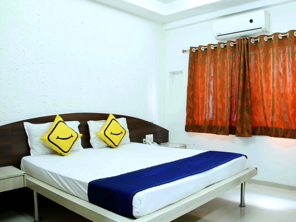 Vista Rooms At Nashik Road