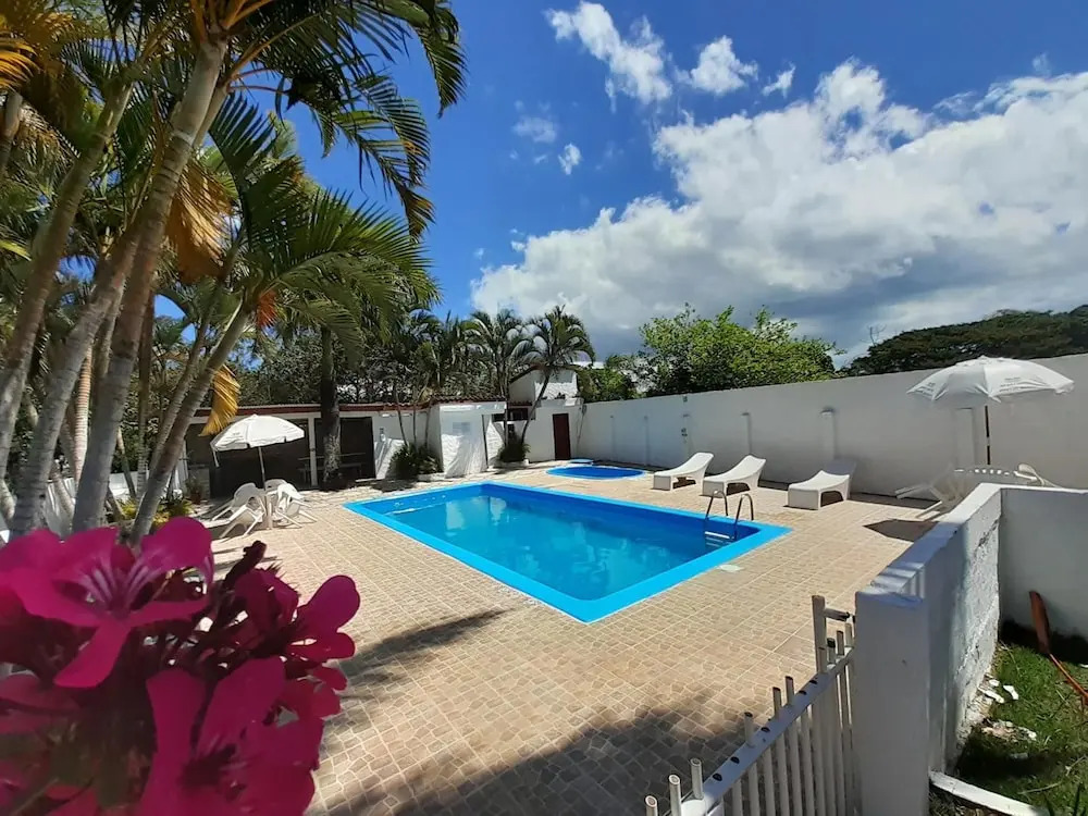 Residencial Hostal Blanco
