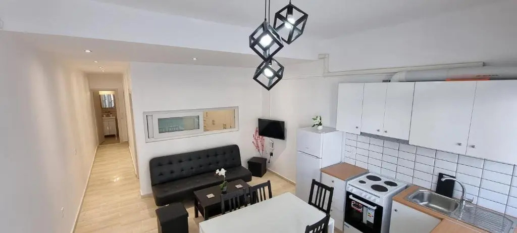 Cristina Studio Apartment