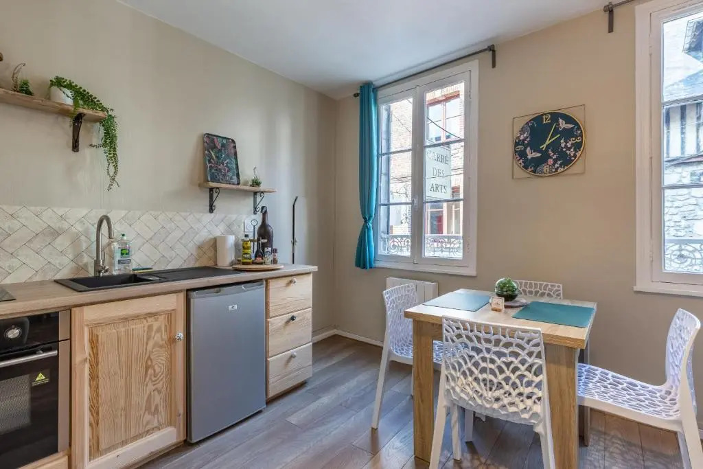 Emeraude - Cozy Nest 3 - 2p - Heart of Historic District
