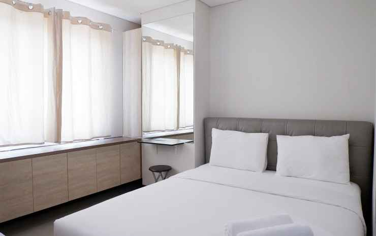 Minimalist and Close to Pool Studio Apartment Sky Terrace at Daan Mogot Baru By Travelio