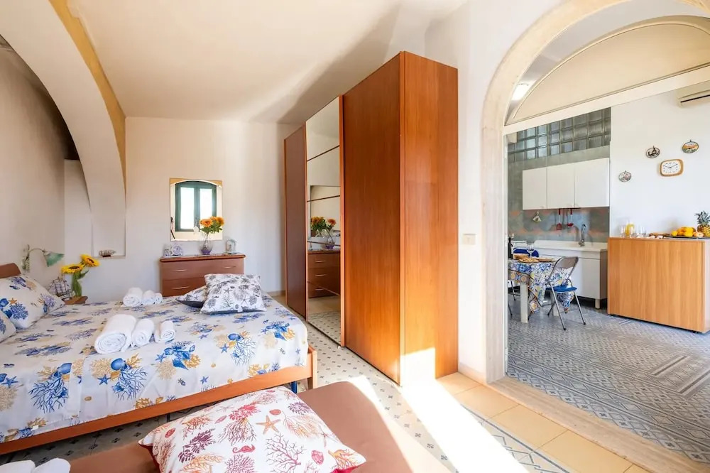 Apartment Tritone in Luxury Villa with Shared Pool