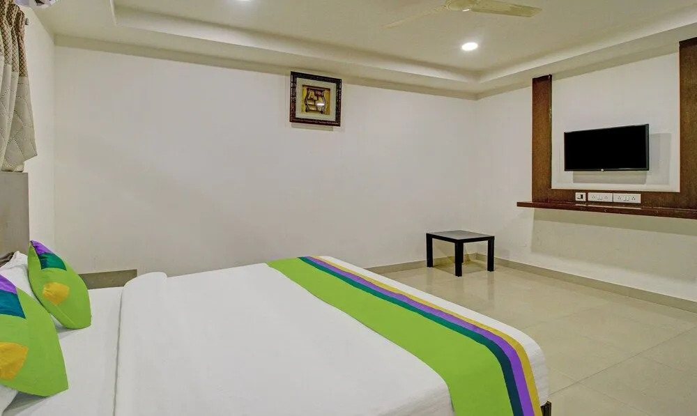 Treebo Trend Blue Dawn Hotels Gachibowli