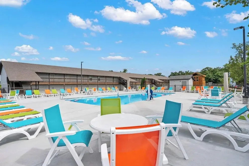 Little Dipper Cozy Condo for 6 w/ Resort-style Amenities
