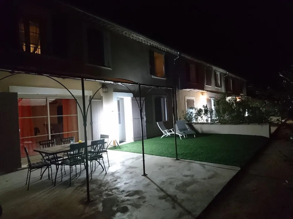 LES DEMEURES DE LA BEAUCLAIRE