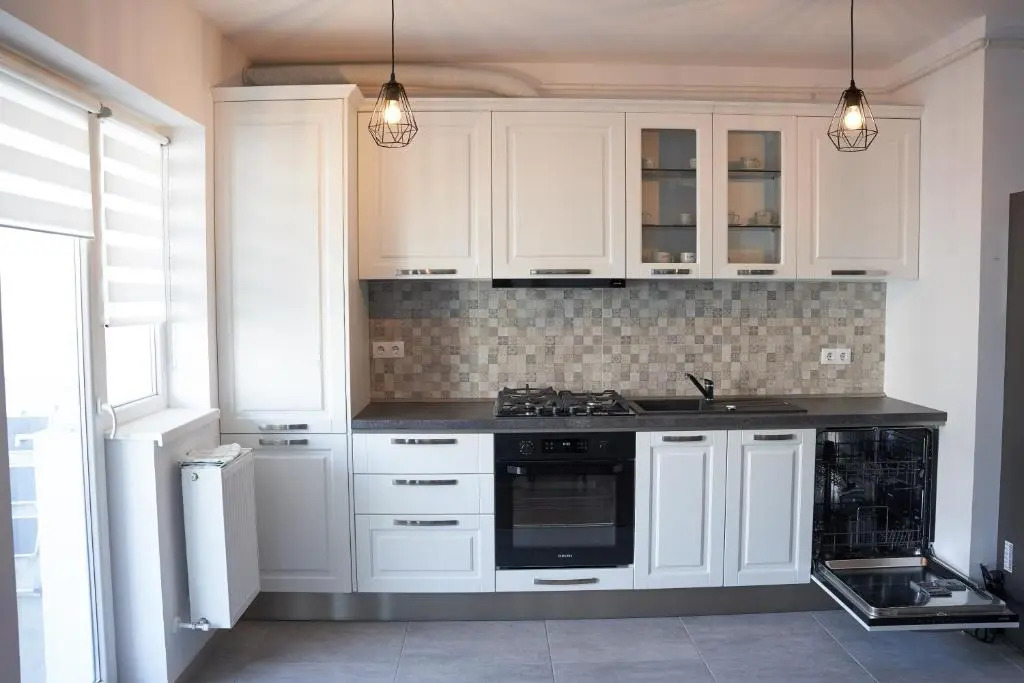 Modern 3 APT Near Old Town – 15 Min Walk