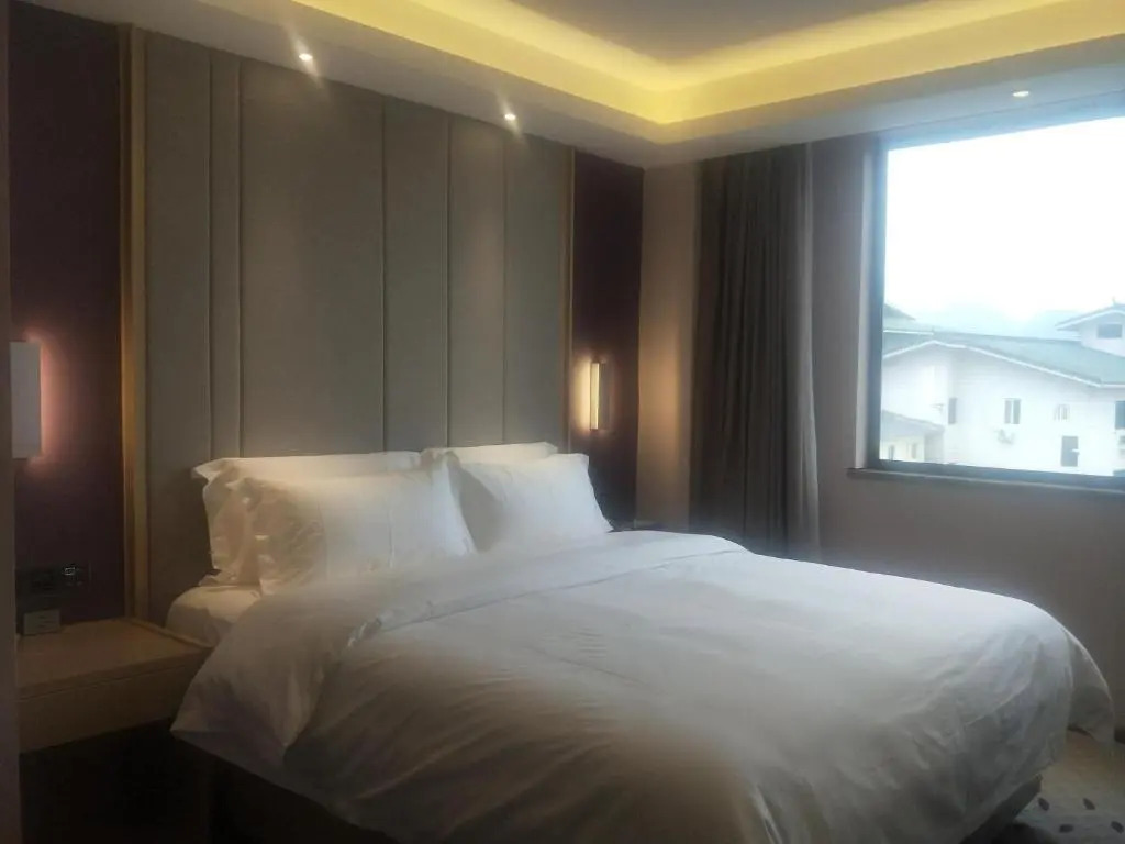 Lavande Hotels·Guilin Central Square Elephant Trunk Hill Scenic Area