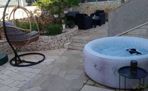 Villa Ana Živogošće