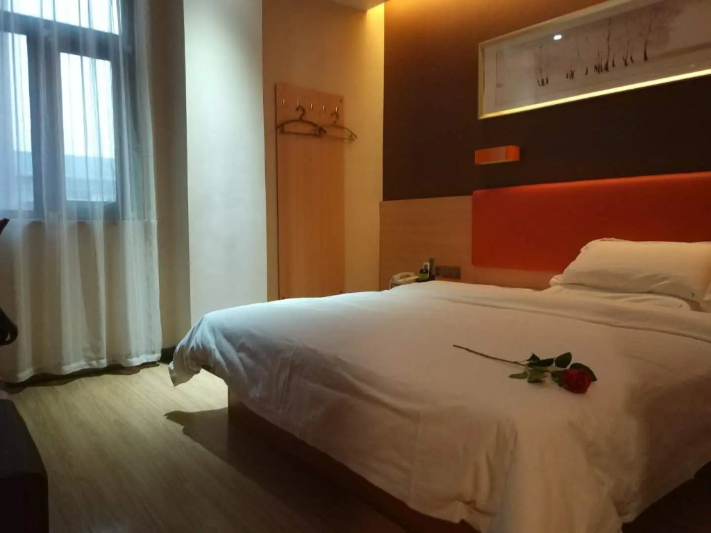 7 Days Premium Beijing Maju Bridge Liandong U Valley Branch