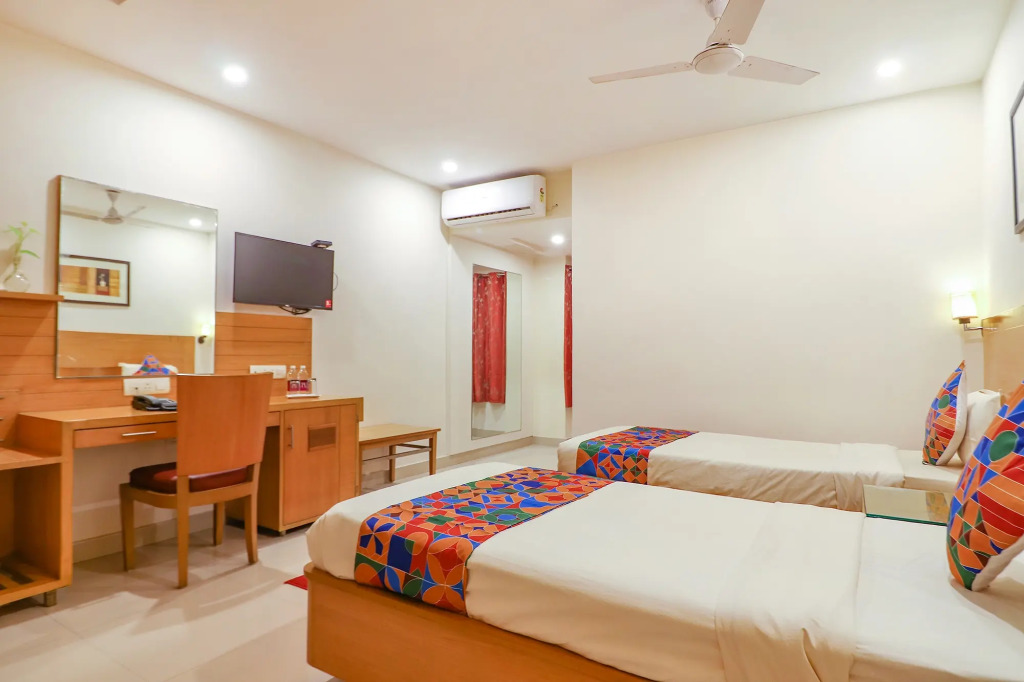 FabHotel A&M - Nr LV Prasad Institute, Banjara Hills