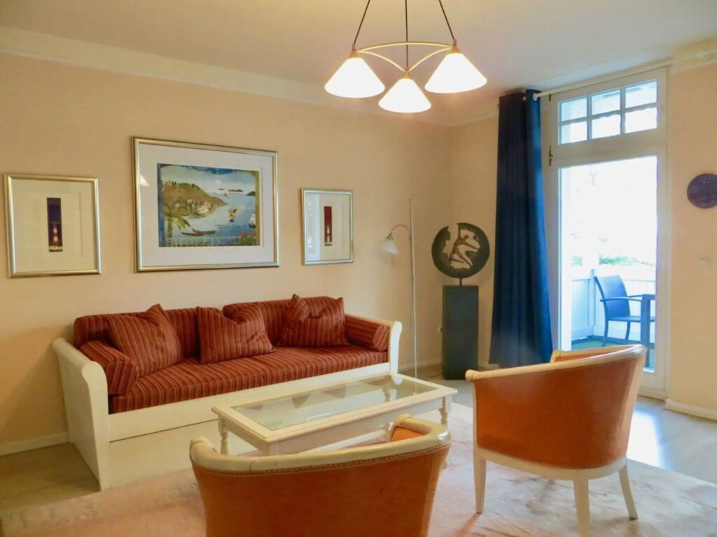 Apartment close to the sea