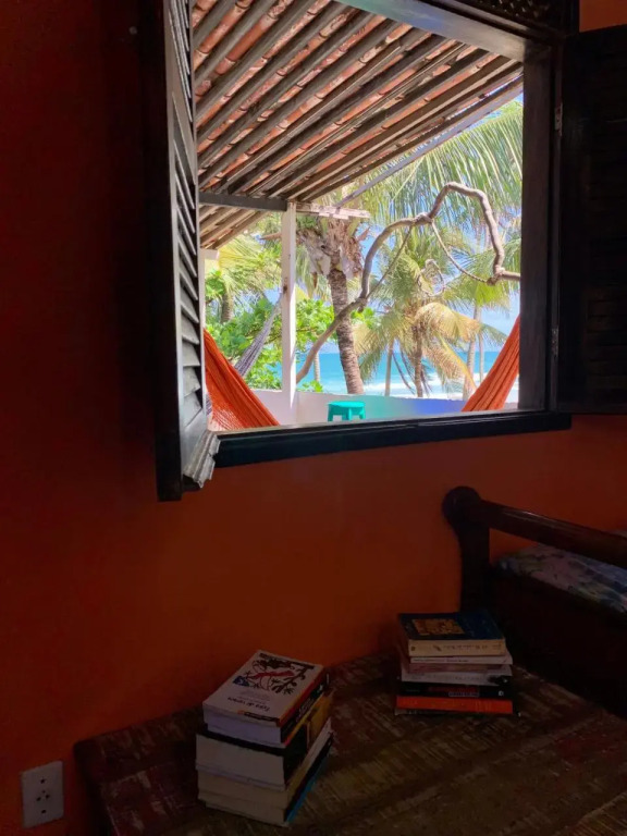 Hostel Ave Rara