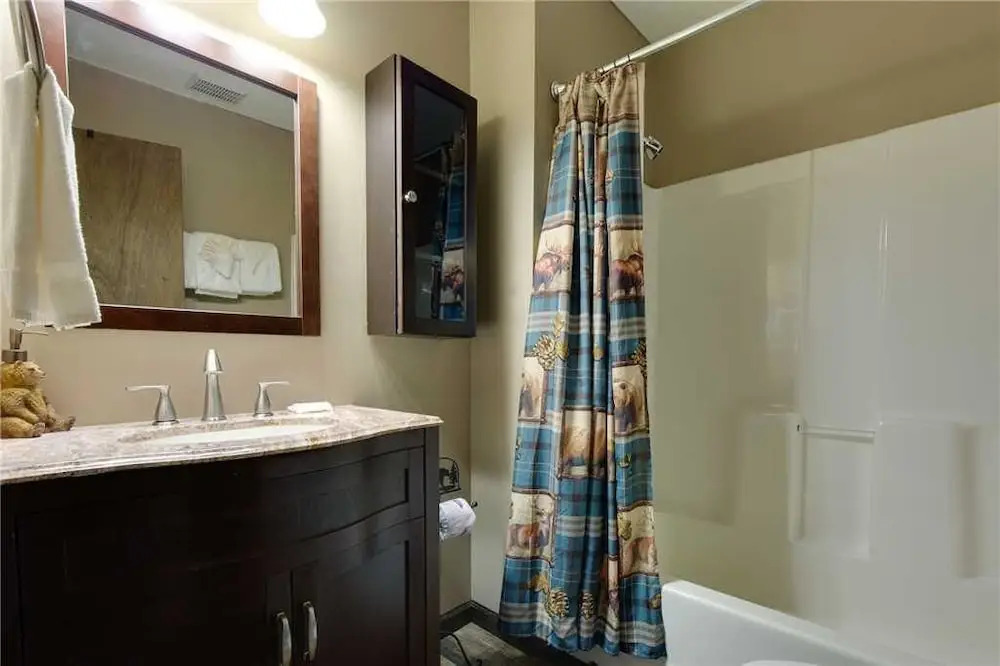 Eagle Ridge - Three Bedroom Cabin