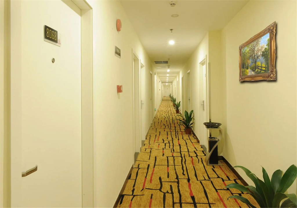 Shang Pin Hotel Shenzhen Futian Exhibition Branch