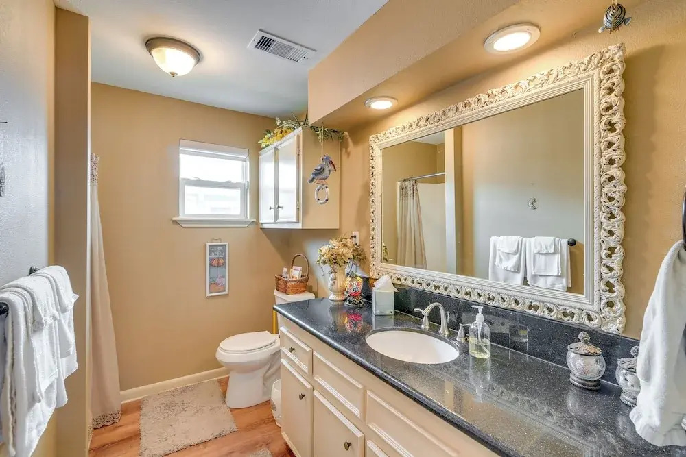 Near Ocean: Home w/ Deck & Grill in Surfside Beach