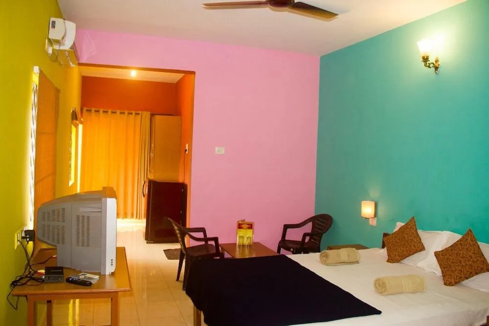 Nirvah Candolim Beach Holiday Stay