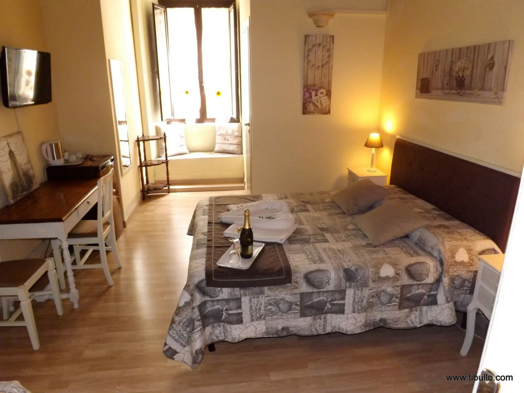 Tibullo Guesthouse