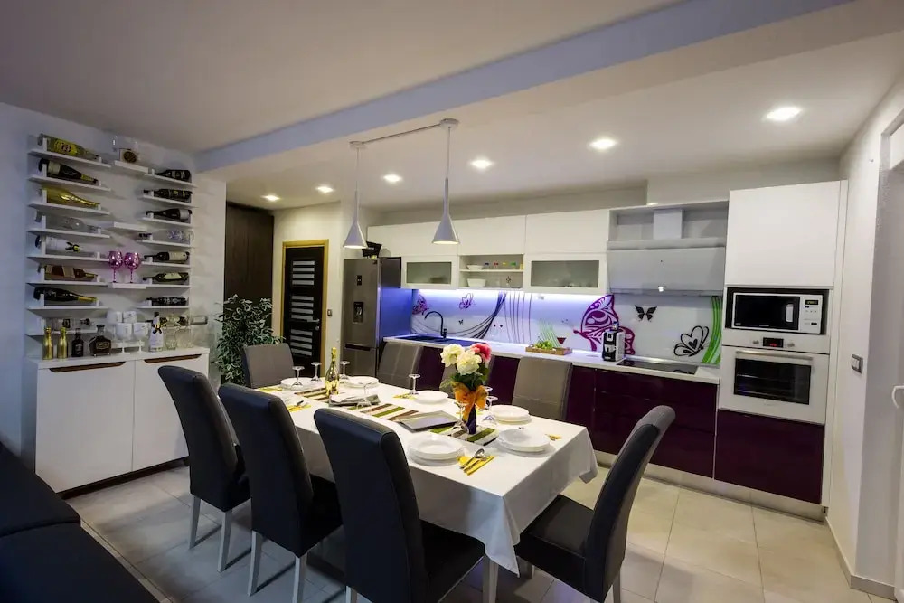 Villa Hedonist
