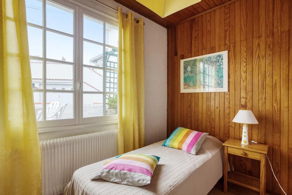 House With 4 Bedrooms in La Tranche-sur-mer, With Wonderful City View, Enclosed Garden and Wifi - 500 m From the Beach