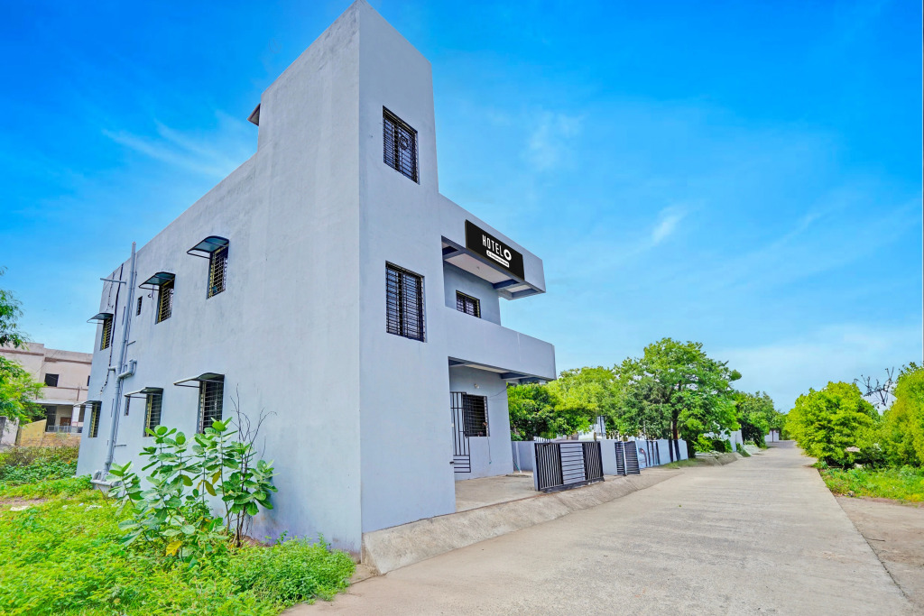 Hotel O CRPF Crossway Formerly V7 Inn Service Apartment