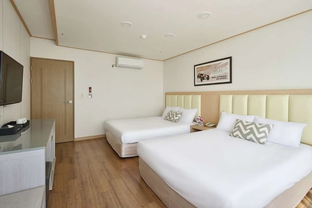 Shin Shin Hotel Jeju City