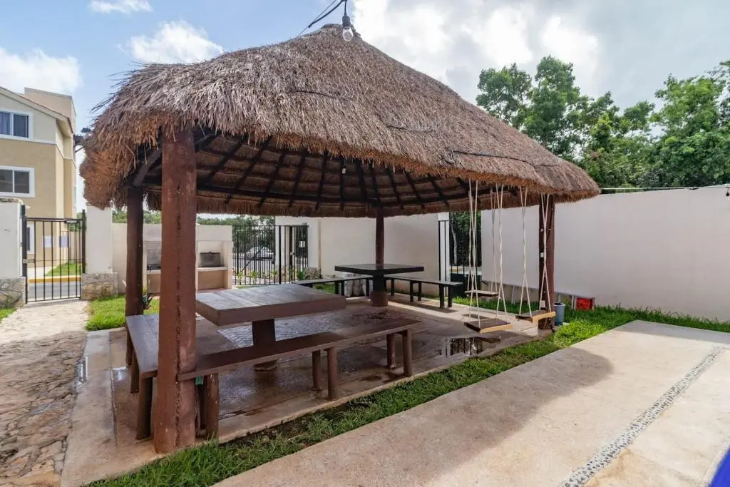 Excellent 2 bedroom apartment close to the beach