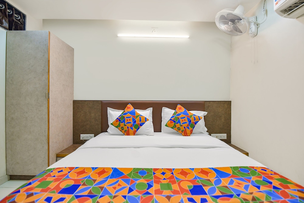 Hotel Crystal By OYO Rooms