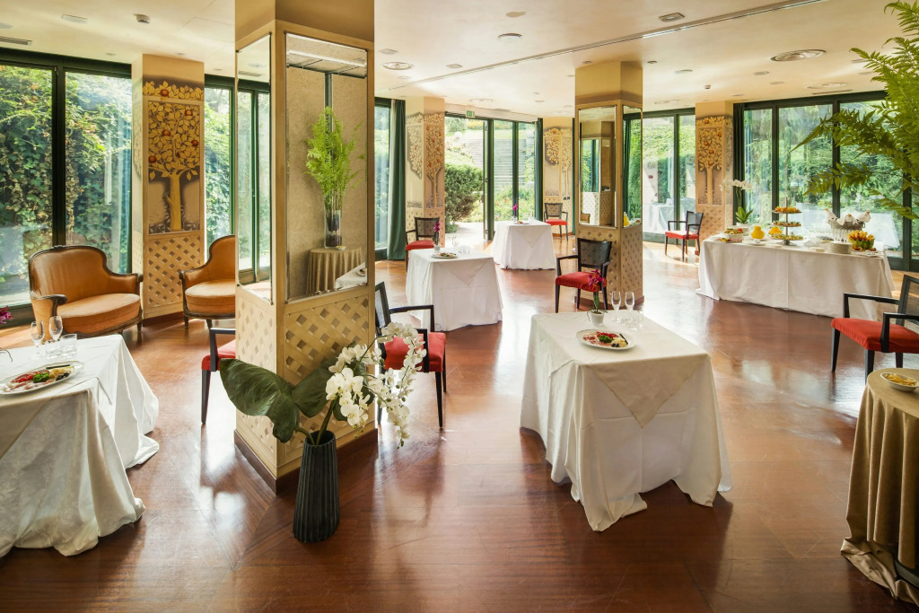 Cosmo Hotel Torri
