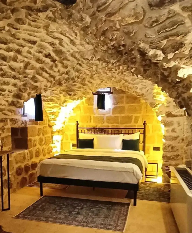 TUĞMANER Small House AJAR