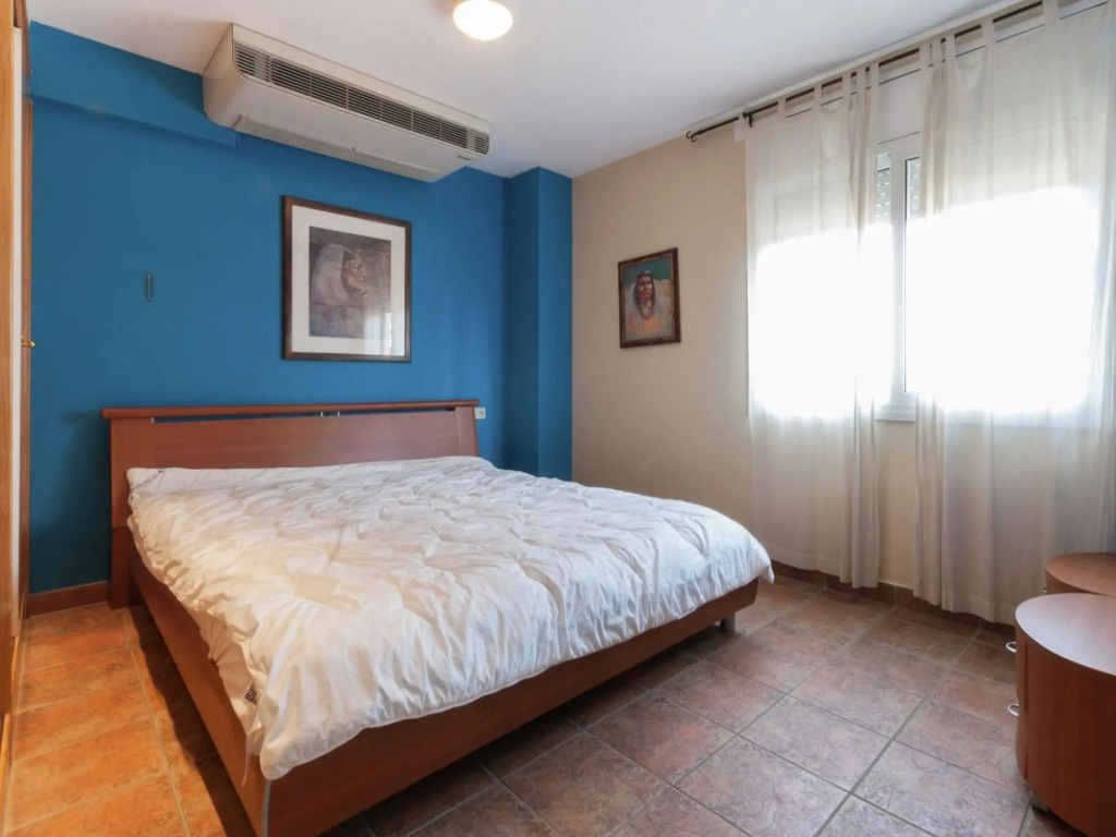 Fantastic holiday home for 14 persons in Sant Pere Pescador with private pool
