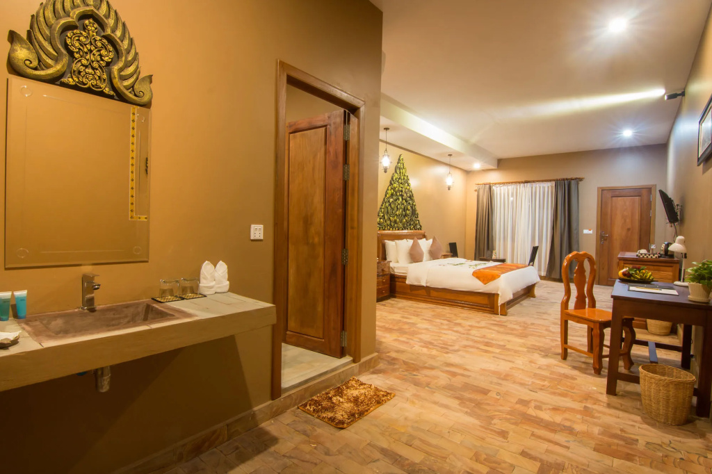 Samnak Lounge