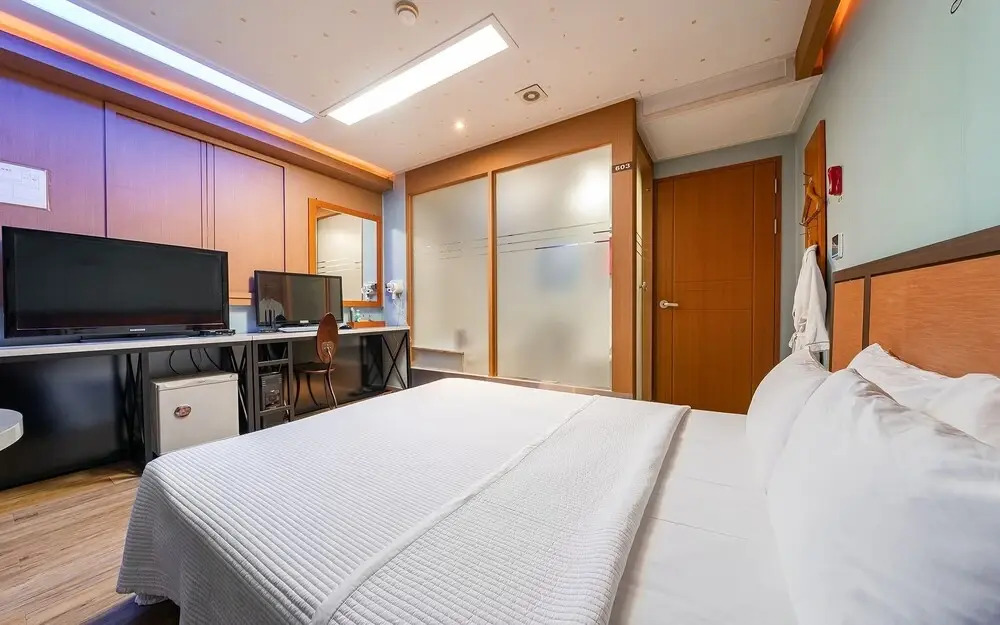 Oryu Bon Motel