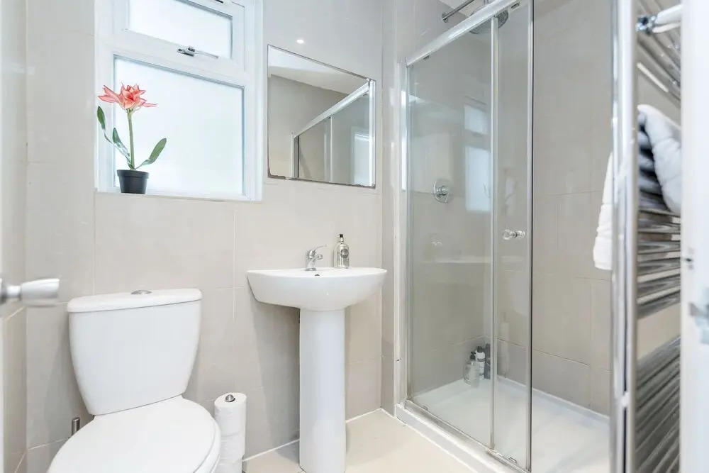 Clapham 2Bed with Patio by BaseToGo