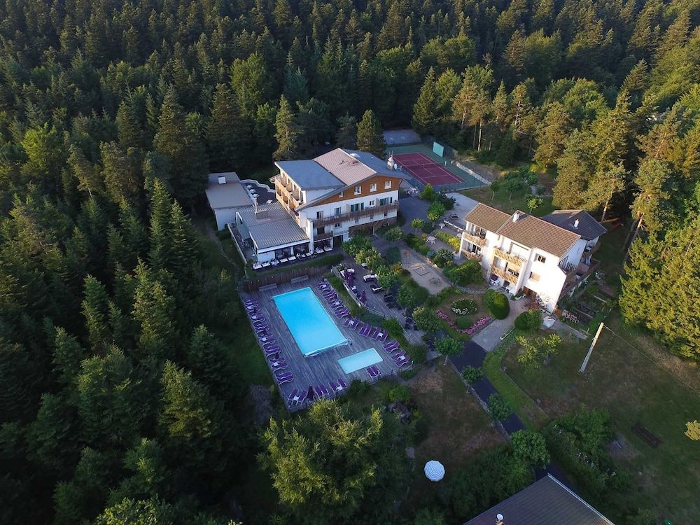 Logis Clair Matin Resort & Spa