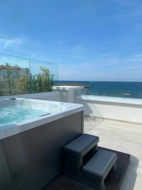 Hotel Trevi