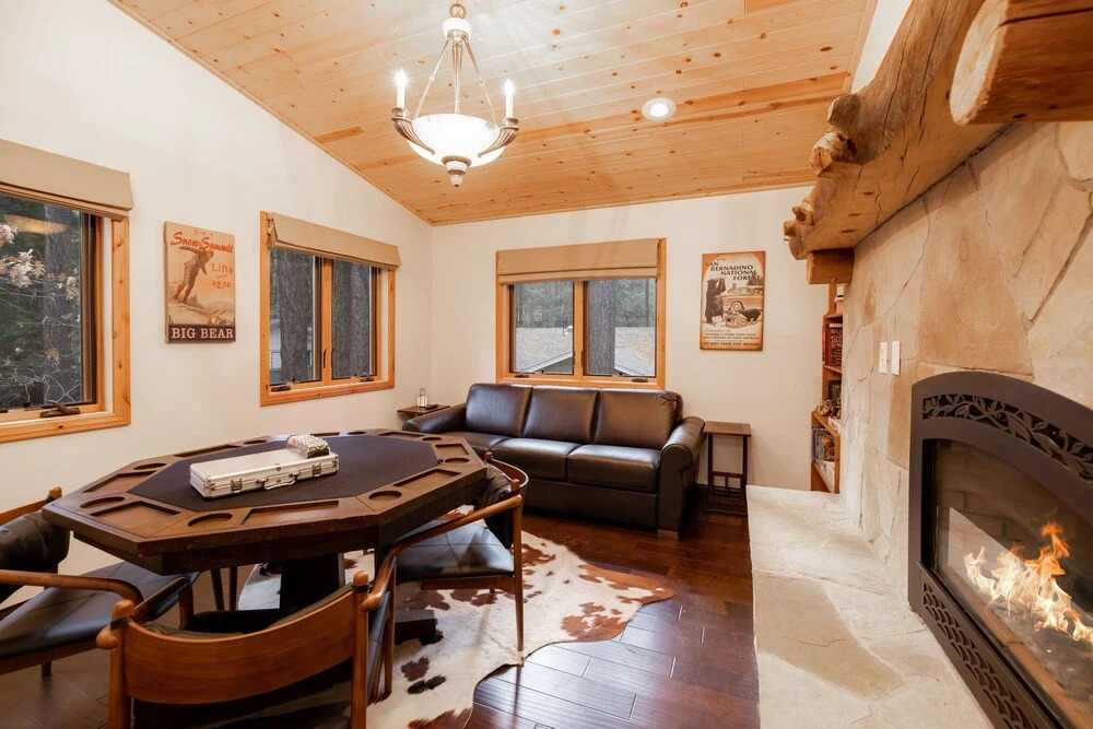 1971-winterset Lodge 5 Bedroom Home by Redawning