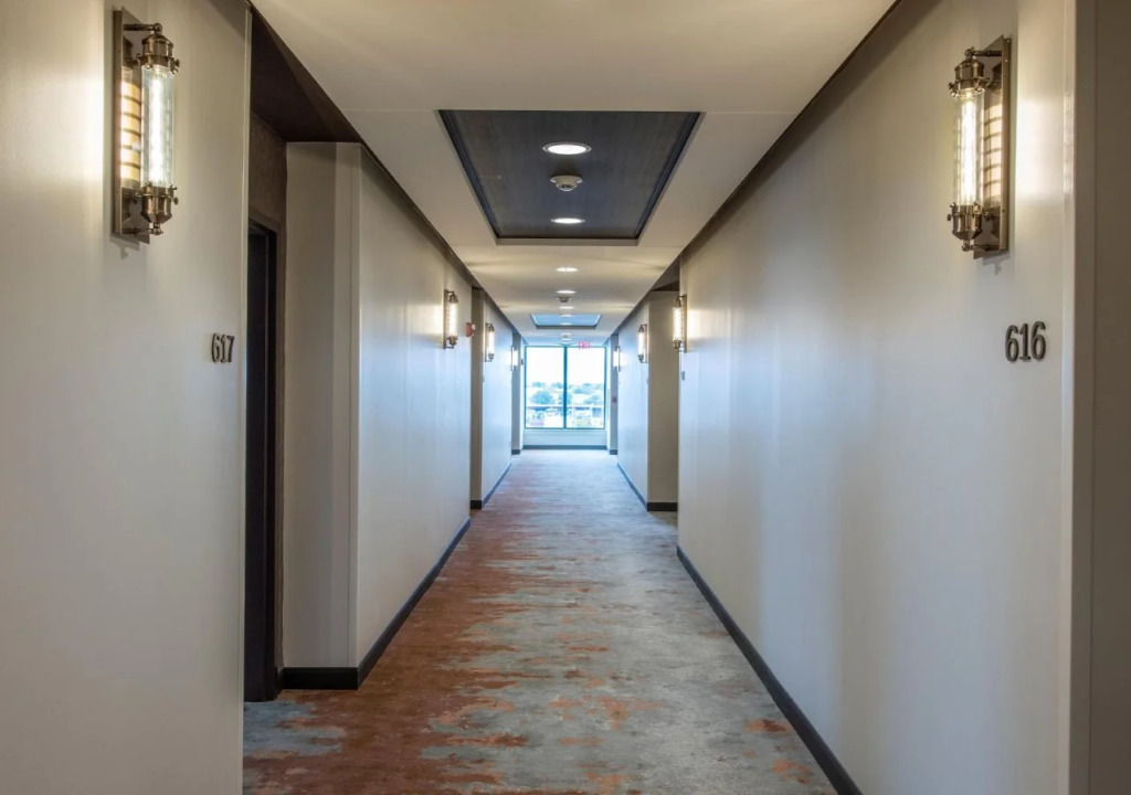 Hotel Indigo Tulsa DWTN - Entertainment Area by IHG