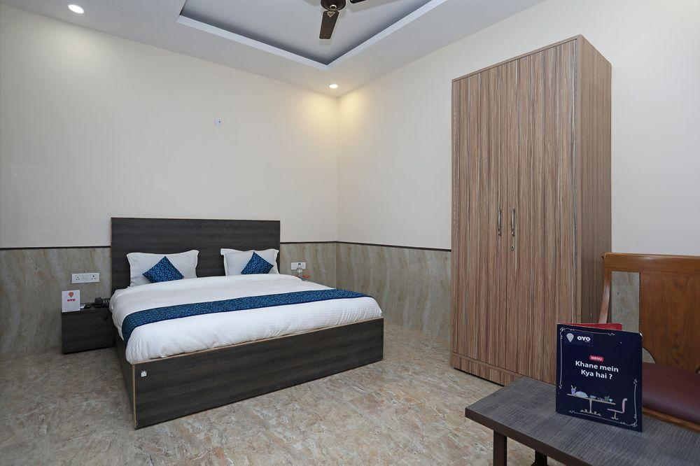 OYO Townhouse 782 Hotel kalinga Sector 66