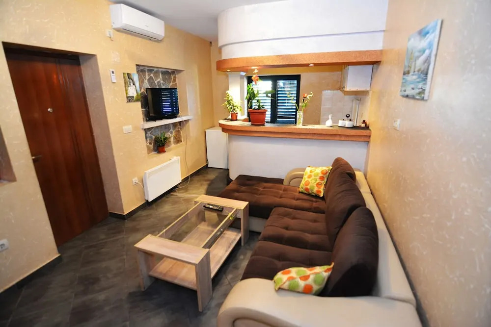 Apartments Lux S