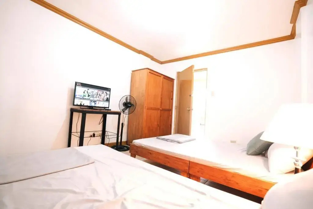 Project Rajah Crib with Diving Pool near Katipunan
