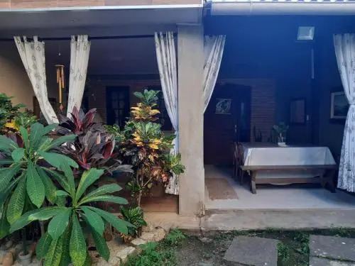Lemonade Home Stay e Surf School