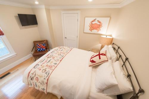 The Newport Lofts - 548 Thames Street