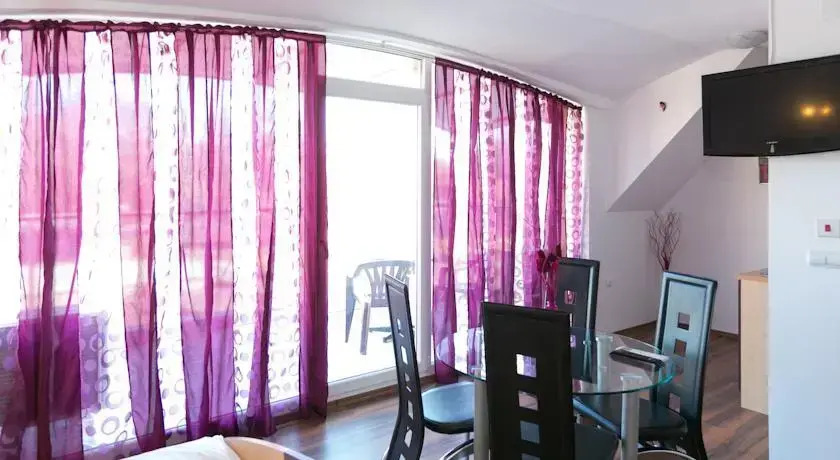 Guest Rooms Tivona