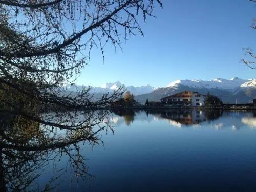 Hotel du Lac