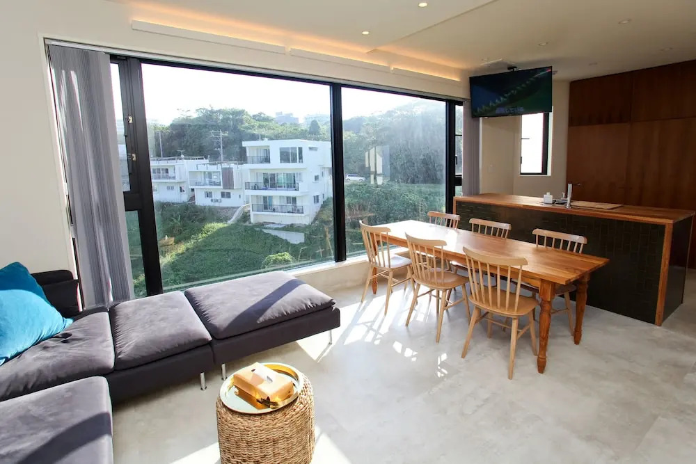 Ikidane House Okinawa Senaha