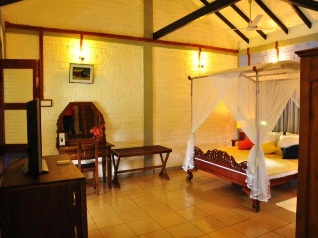 Lake Serenity Resort & Spa