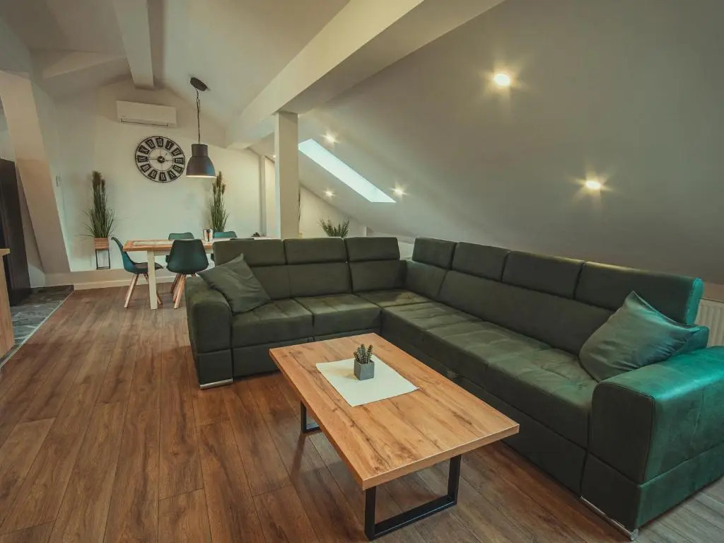 APARTMANI INFINITY